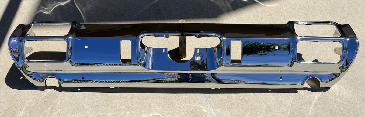 X OLDSMOBILE 442 CUTLASS NEW TRIPLE PLATED CHROME REAR BACK BUMPER