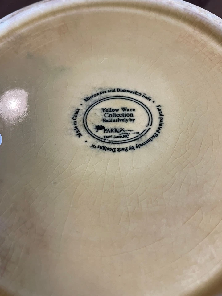 Vintage Yellow Ware Collection 6.5" Canister — 第 3/4 张图片