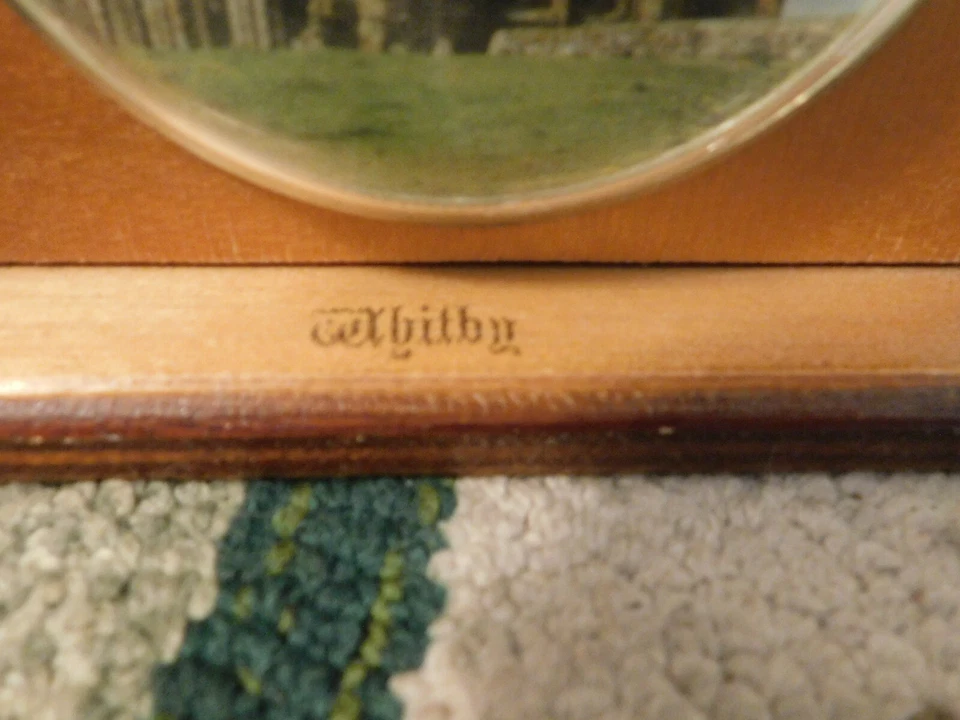 Antigo Suporte de Carta de Mesa de Madeira Feito à Mão Whitby Church foto sob plástico RARO - Imagem 4 de 4