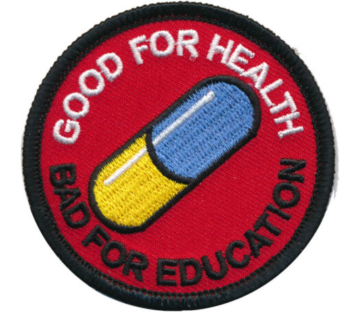 Japanese Akira anime Good for health bad education IRON ON Pill PATCH - Afbeelding 1 van 1