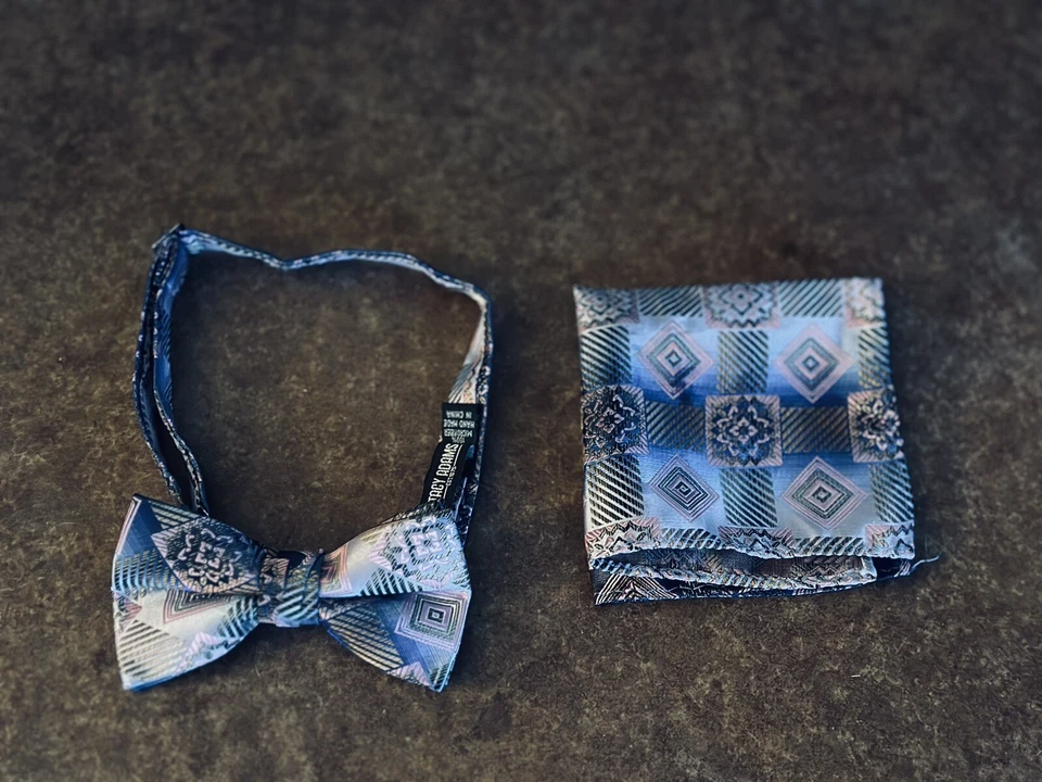 Stacy Adams Men’s Microfiber Bow Tie And Pocket Square Set -  Blue And Pink - Image 2 of 4