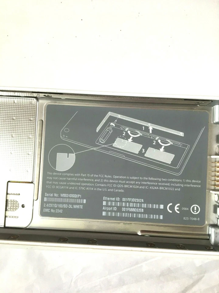 Apple Laptop 2007 Model A1181 FOR PARTS - Image 3 of 4