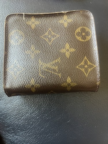 Louis Vuitton 2000 Wallet