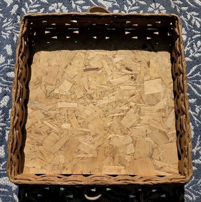 Vintage woven basket trivet dish carrier/ decorative entryway tray 