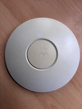 Ubiquiti UniFi AP Wireless Access Point with Mounting Bracket