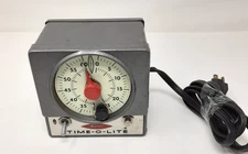 Vintage Master Time-O-Lite Model M-72 Darkroom Timer Clock ~ Tested & Working