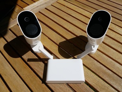 2x Xiaomi - Mi Wireless Outdoor Security Camera 1080p mit 1x Basisstation