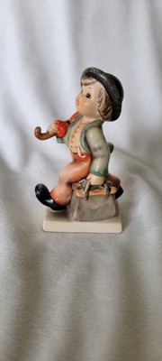 Hummels figurines collectibles Merry Wanderer Little Boy with a bag and umbrella