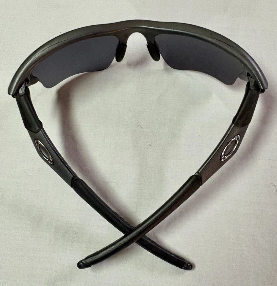 Media chaqueta Oakley 03-651 1,0 XLJ gris plana con lente de iridio negro  Foto 4 de 4