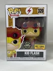Funko Pop Heroes Hot Topic Limited Glow Chase Edition #320 Kid Flash Protector
