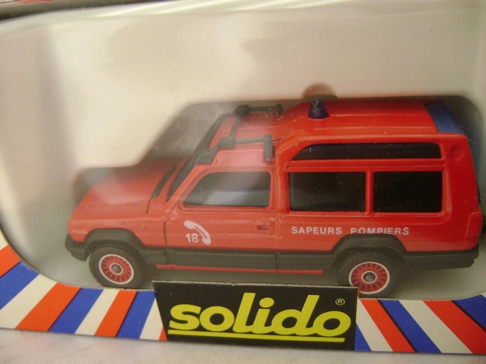 SOLIDO TONER GAM I #2119 RED SAPEURS POMPIES RANCHO FIRE VEHICLE NEW IN BOX - Image 2 of 3