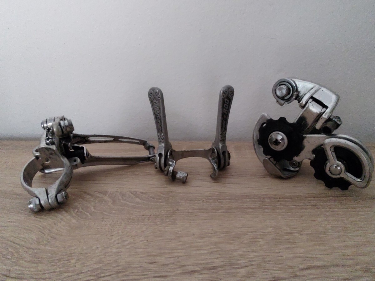 SHIMANO 600 ARABESQUE FRONT AND REAR DERAILLEUR AND SHITERS