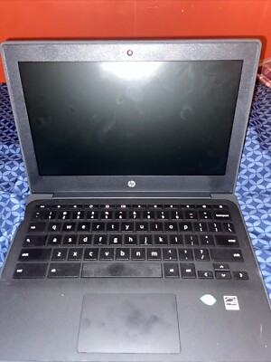 HP Chromebook 11 G6 EE (16GB SSD, Intel Core N3350, 1.10 GHz, 4GB RAM) Laptop -