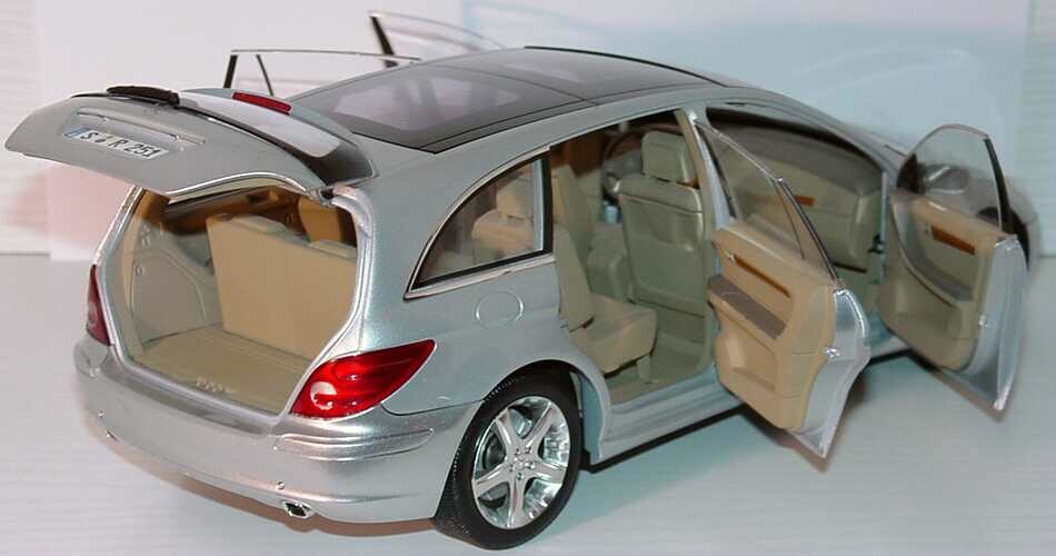 RARE MERCEDES R CLASS (W251) 2005 IRIDIUM SILVER 1:18 MINICHAMPS