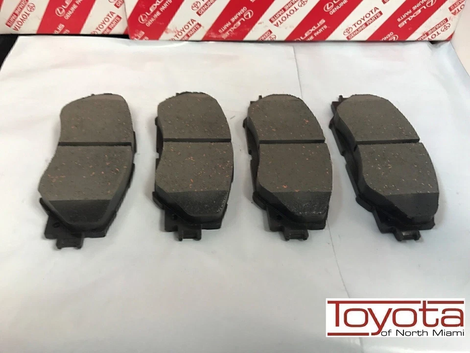 Pastillas de freno delanteras OEM Toyota 1971-2020 Corolla 2006-2019 Rav4 04465-AZ114/AZ214 Foto 4 de 4