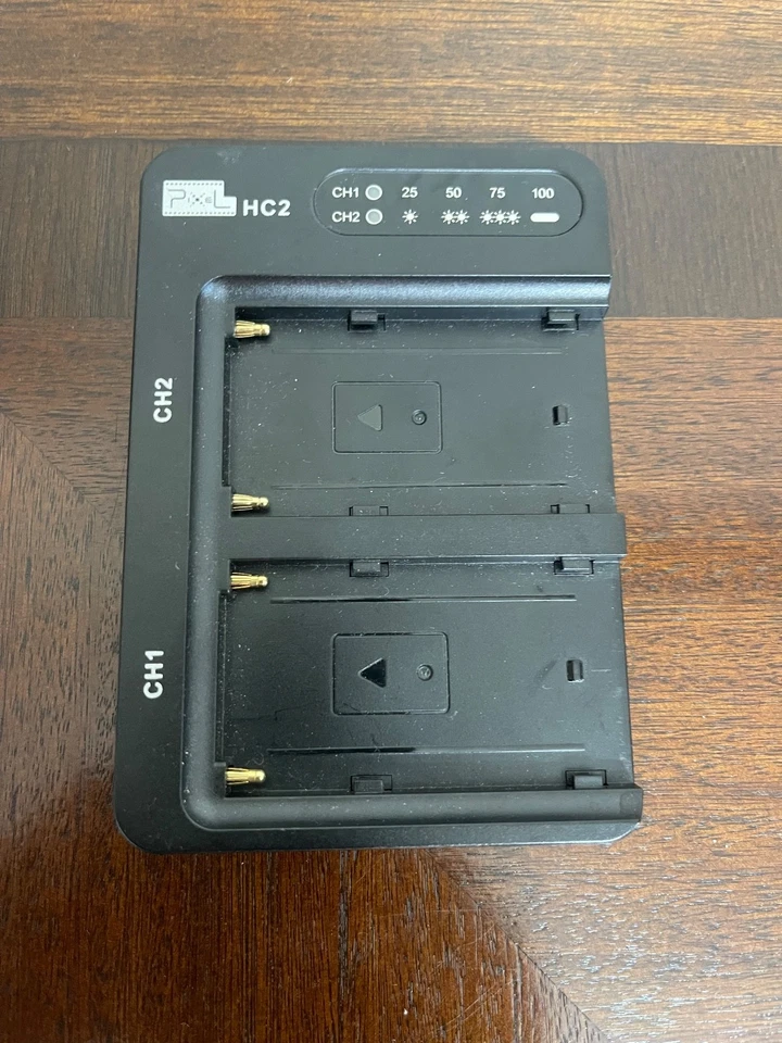 Pixel HC2 双电池充电器 适用于 F-970 / 2x F-070 / NP F550/F570/F96 — 第 2/4 张图片