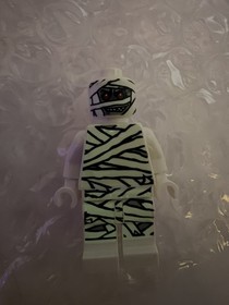 LEGO Monster Fighters Mummy minifigure GLOW in the Dark 9462 mof001 NICE Glows