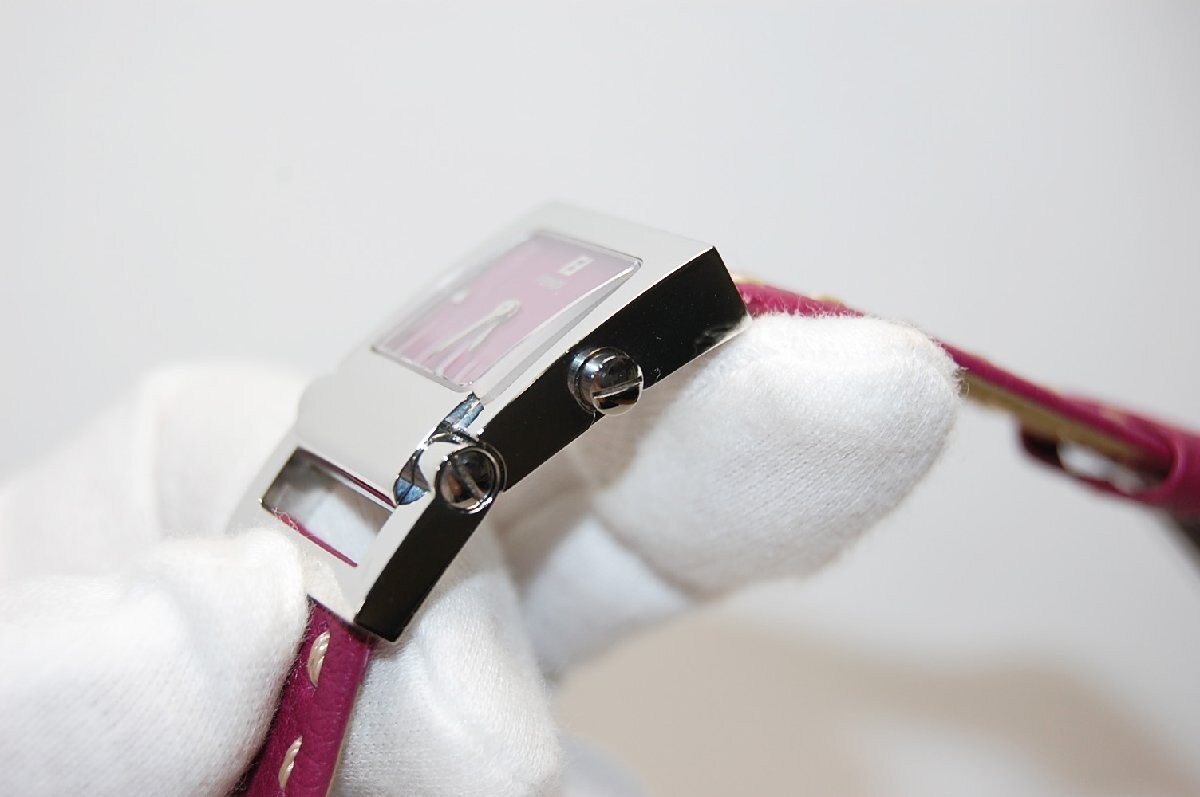Fendi 5200L Women's Quartz Watch Purple Dial Leather Strap Used thumbnail 8