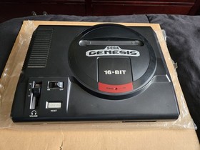 Sega Genesis (Model 1601, 1992) Near Complete - Box, Console, Controller, & More