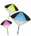 Jouet Parachutiste Homme Lot de 3 Pièces - Sans Enchevêtrement (les couleurs et les styles peuvent varier)