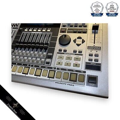Roland MC-909 Music Sampler Sampling Groovebox Drum Machine Roland MC-909 Music Sampler Sampling Groovebox Drum Machine