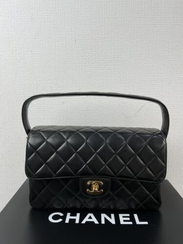 CHANEL Schultertasche Lammleder Double Face schwarz - Bild 3 von 18