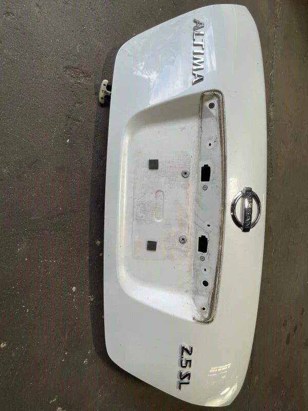 Nissan Altima SL 2009 tapa maletero OEM+ (invierno escarcha) Foto 2 de 4