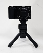 Cámara lente intercambiable #Sony Alpha ZV-E10 25,0 MP-negra (lente de 16-50 mm) + agarre