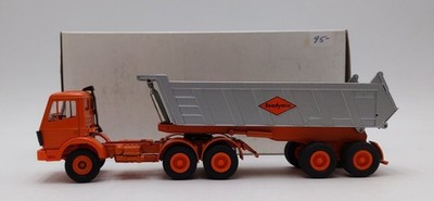 Conrad 3026 1:50 Mercedes-Benz Dump Truck Die-Cast Model NIB