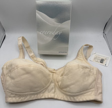 New Amoena Bra Size 42B Bella Wire Free Soft Cup Bra Pocketed Mastectomy 2114