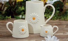 Image of Ceramic Daisy 3D Embossed Jug/Vase