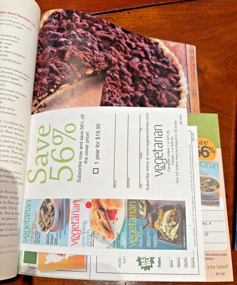 2 Vegetarian Times Magazine Dec 2008 Jan 2009 Pristine Recipes & Inserts In Tact - Image 4 of 4