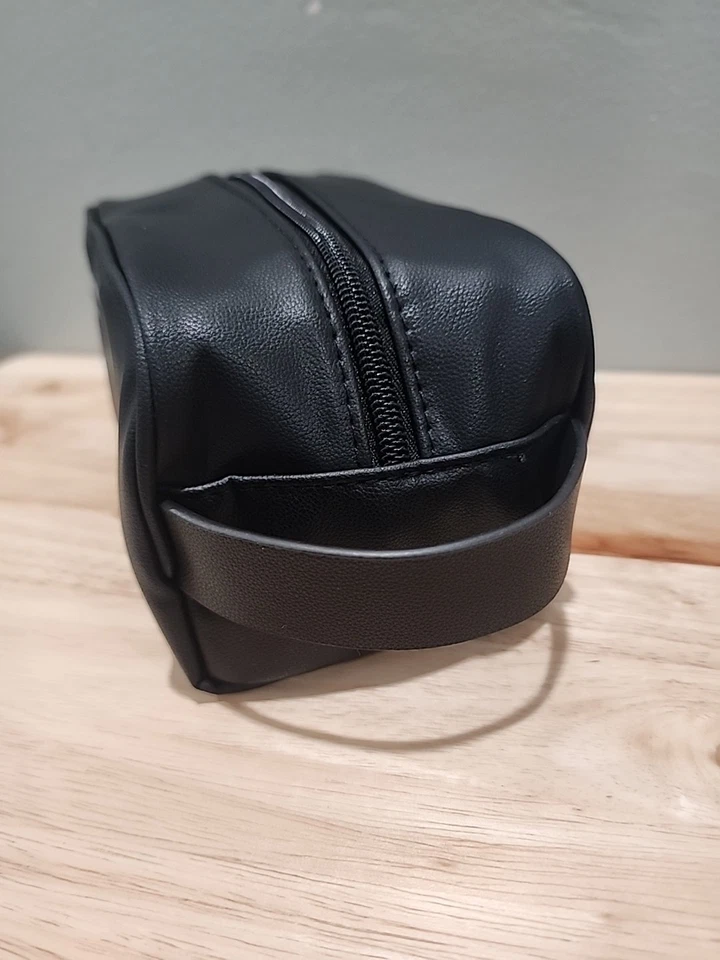 YSL YVES SAINT LAURENT PERFUMES PARA HOMBRES LUJO TAMAÑO DE VIAJE BOLSO CLUTCH BOLSO DE ASEO Foto 2 de 4