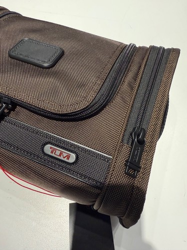 NEW Tumi Gen 4.3 Core Ballistic Nylon HANGING TRAVEL DOPP KIT - COFFEE BROWN - Picture 4 of 5