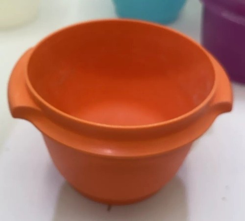 VTG Tupperware Servalier Bowls  Containers w/Unmatched Starburst Lids Pre-owned - Picture 5 of 22