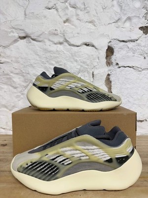 adidas Yeezy Boost 700 'Faded Salt' Men's Size 8 Pre-owned Sneakers ID1674