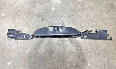 2013 - 2017 BUICK ENCLAVE RADIATOR AIR BAFFLE P/N 23130104 OEM USED PART