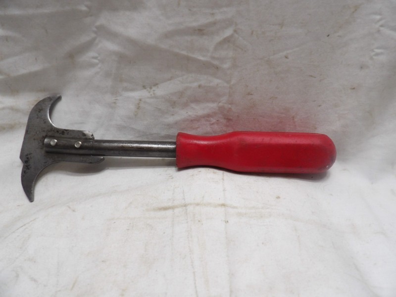 Red Handle Seal Puller