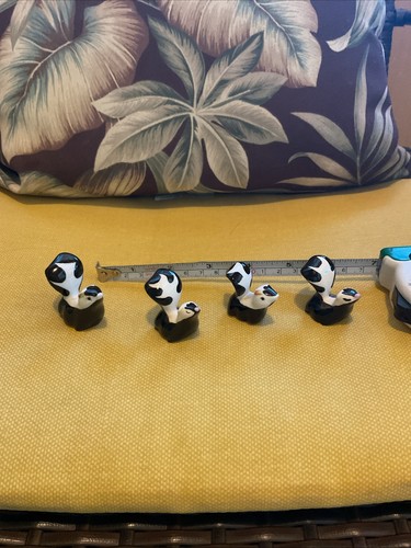 Vintage Skunk Figurine By Hagen Renaker Lot Of 4 Miniature Figurines