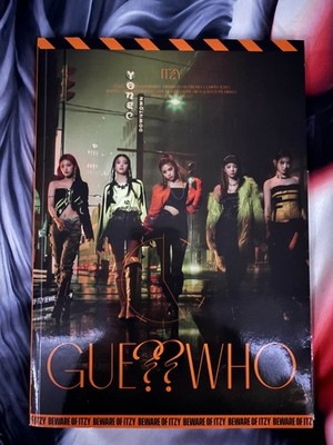 ITZY [GUESS WHO] [NIGHT ALBUM VER.] [SEALED]