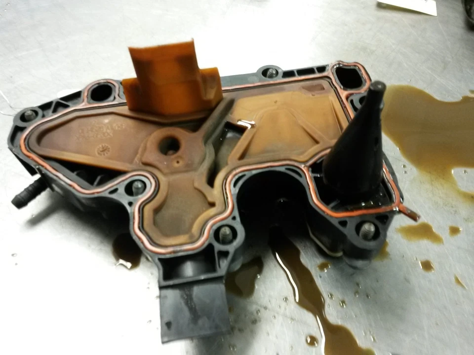 Engine Oil Separator For 15-17 Volkswagen Passat  1.8 - Image 3 of 4