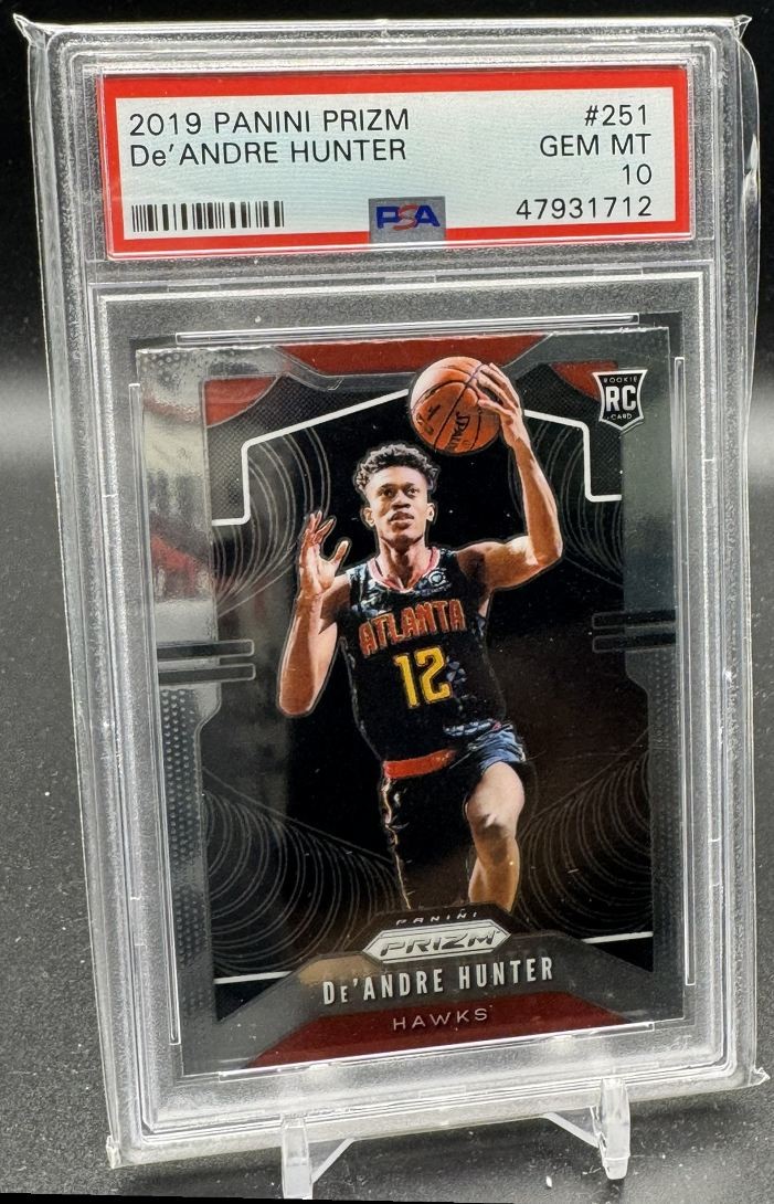 2019-20 Panini Prizm De'Andre Hunter Rookie PSA 10 Atlanta Hawks #251