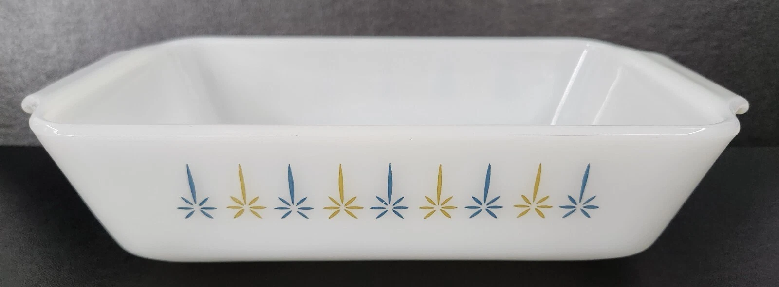 Anchor Hocking Fire King 1 Qt Bread Loaf Pan 441 Milk Glass Candle Glow 1960's