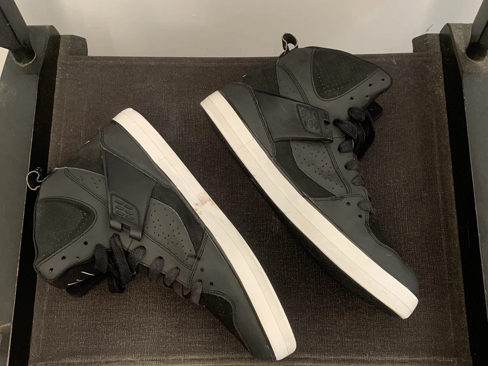 Tamanho 11.5 - Jordan Flight 45 V preto - Imagem 3 de 4