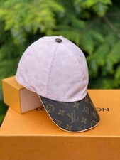 Louis Vuitton Wild at Heart Pink Monogram Cap Ou Pas Baseball M