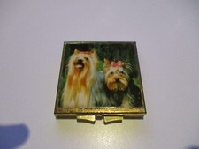 Pillendose mit Yorkshire Terrier aus Metall ca. 6x6 cm