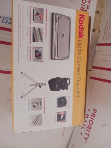 Kodak Digital Camera Dock Kit ACC-CD1. Sealed. Tripod, Bag, Docking Station - Picture 7 of 7