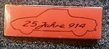 Porsche Pin 914 VW Porsche 25 Years Logo - Dimensions 38x13mm