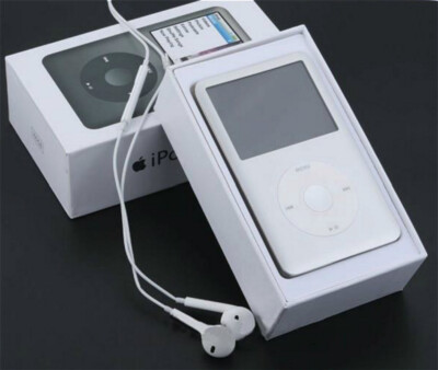 iPod classic第7世代 SD256GBシルバー　銀 Apple IPOD CLASSIC - 7th Gen - Silver - 256GB SSD - LIKE NEW