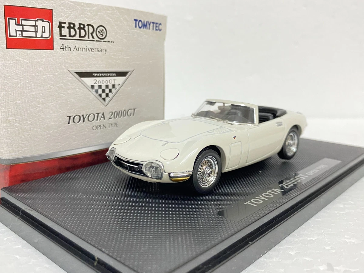 1:43 TOMICA EBBRO TOYOTA 2000GT OPEN TYPE JAMES BOND diecast scale model car